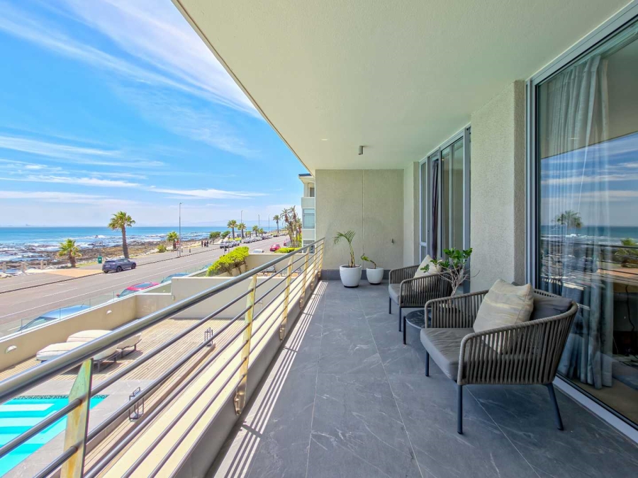 3 Bedroom Property for Sale in Mouille Point Western Cape